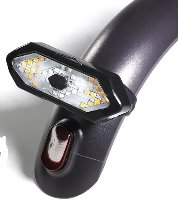 LED galinis žibintas su stabdžių ir posūkių funkcija dviračiui bei elektriniam paspirtukui