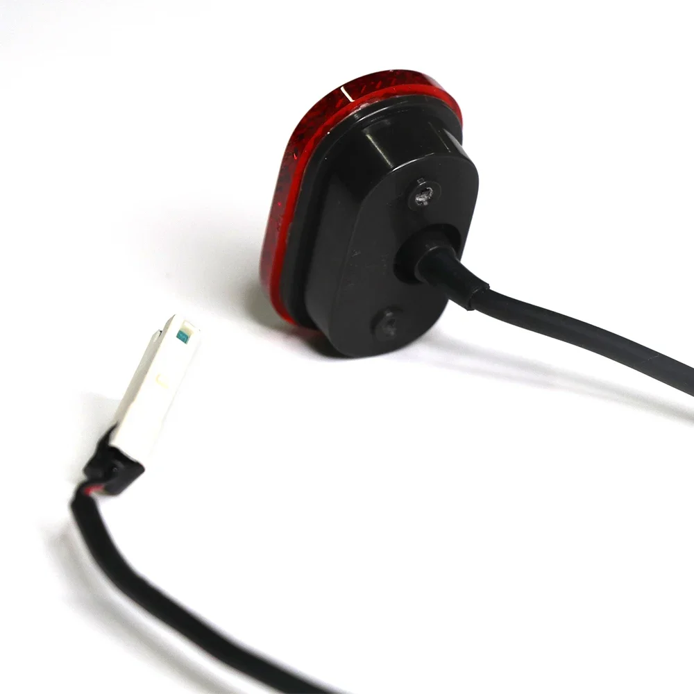 Galinio Xiaomi paspirtuko LED žibinto artimas vaizdas