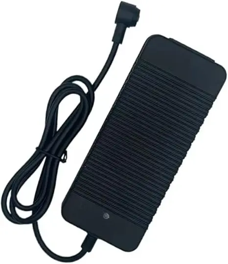 Xiaomi 4 ir Xiaomi 4 Pro magnetinis 41V 2A įkroviklis