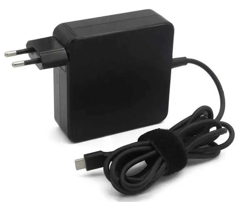 Nešiojamojo kompiuterio USB Type-C 65W pakrovėjas